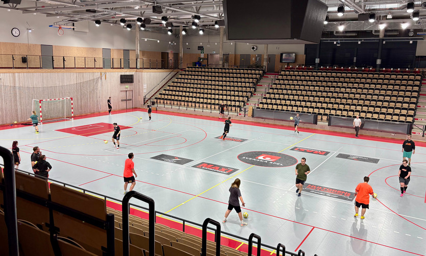 Fotbollsträning i Ica Maxi Arena
